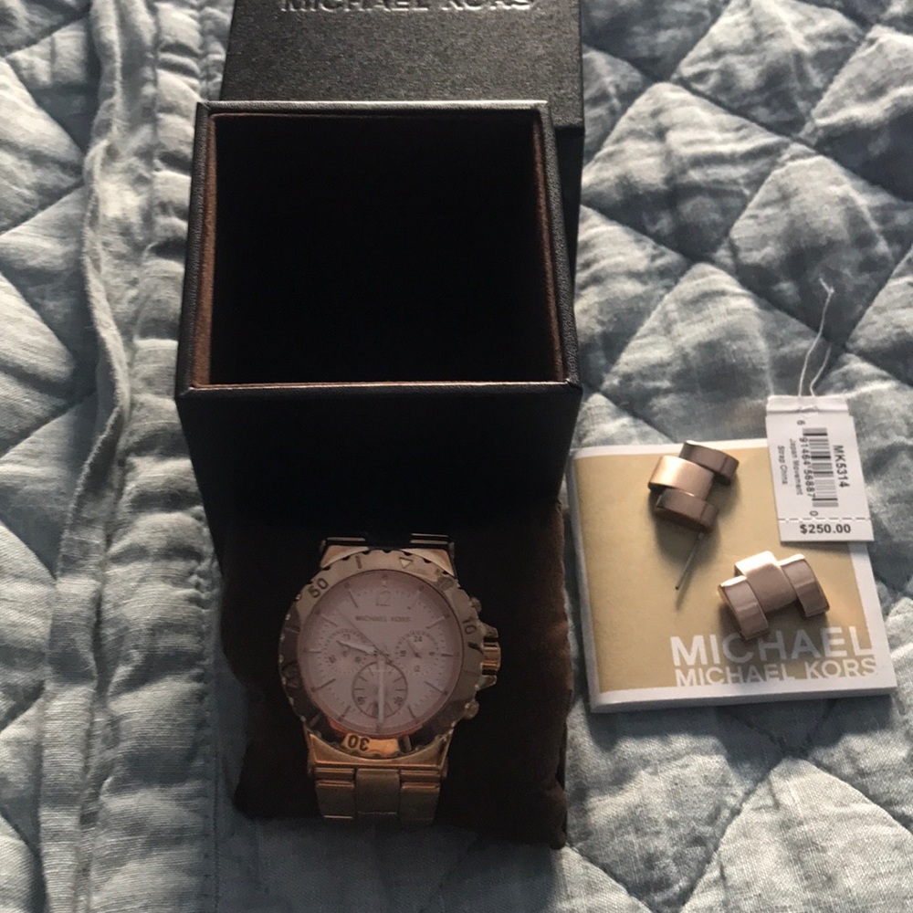 Michael Kors rose gold Watch